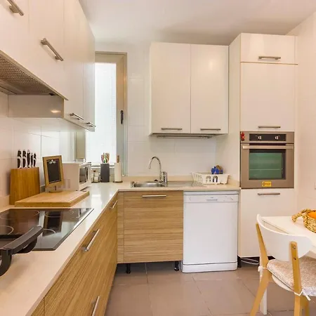 Vila La Caleta Sleeps 6 With Pool Air Con And Wifi *